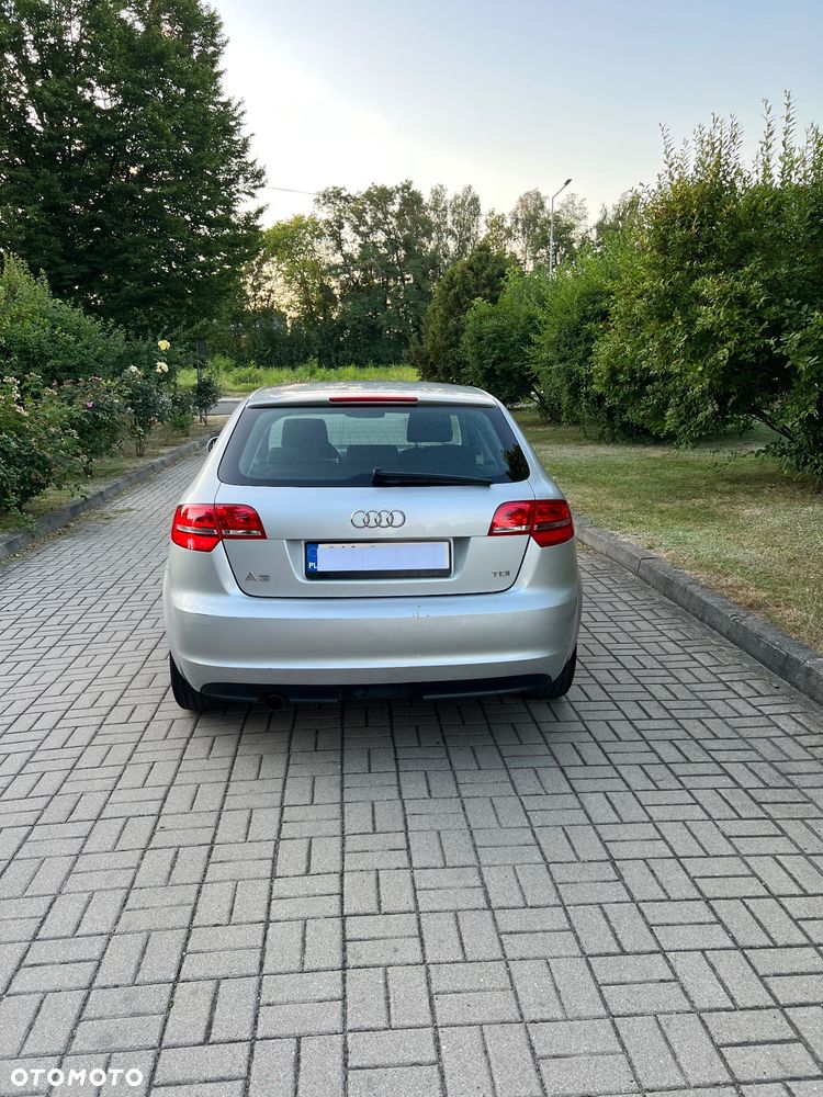 Audi A3 Sportback - 4