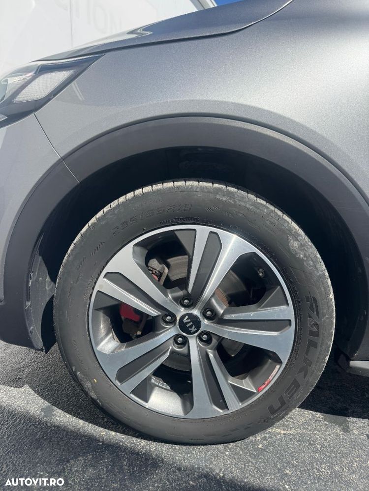 Kia Sorento - 8