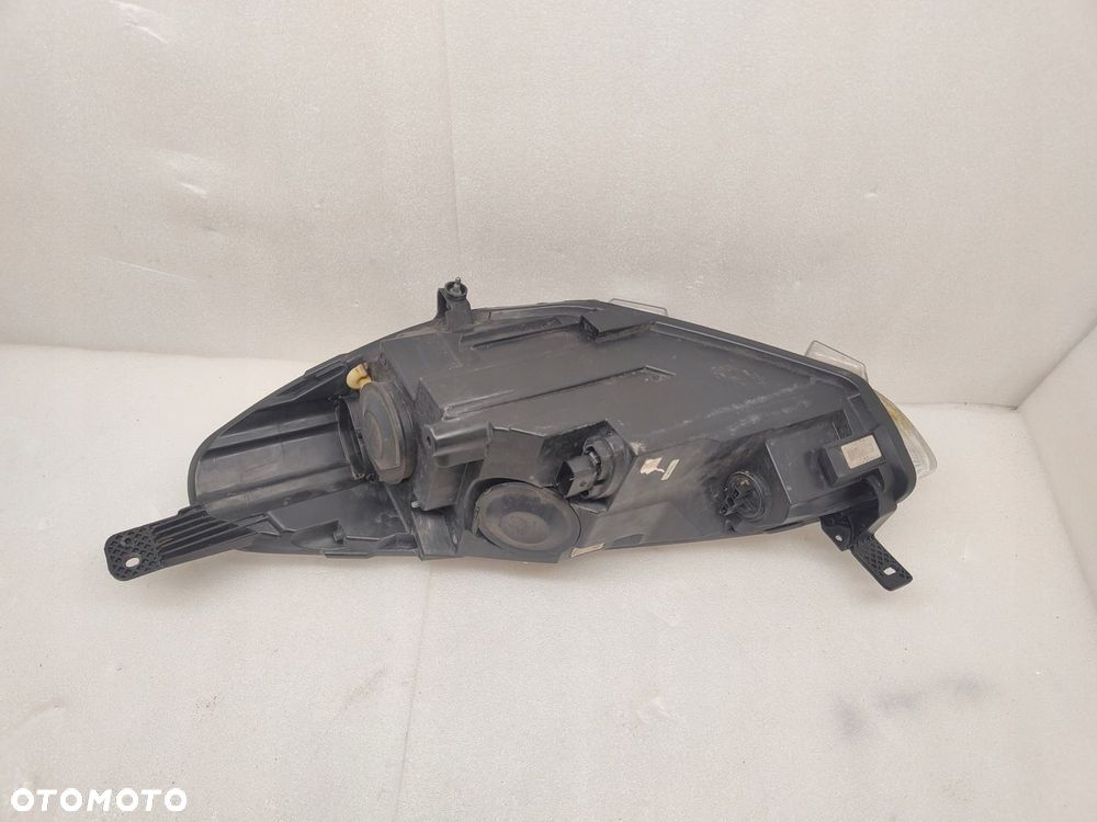 FORD FIESTA MK8 LAMPA ZW PRAWY PRZÓD H1BB-13W029-AD - 8