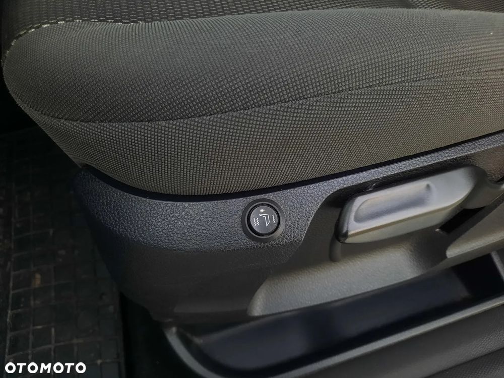 Ford Kuga 2.0 TDCi Individual FWD - 19