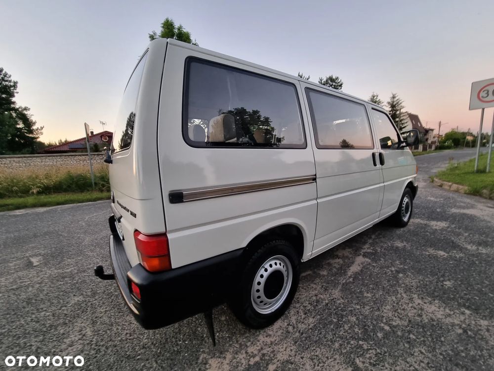 Volkswagen Transporter - 7