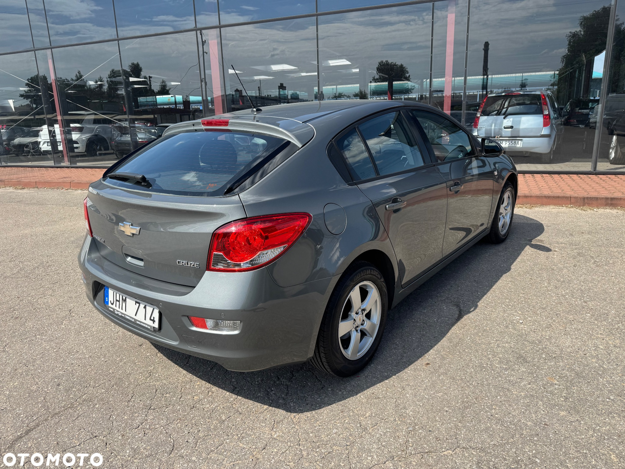 Chevrolet Cruze 1.6 LT - 9