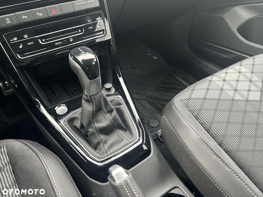 Volkswagen T-Cross 1.5 TSI ACT R-Line DSG - 21