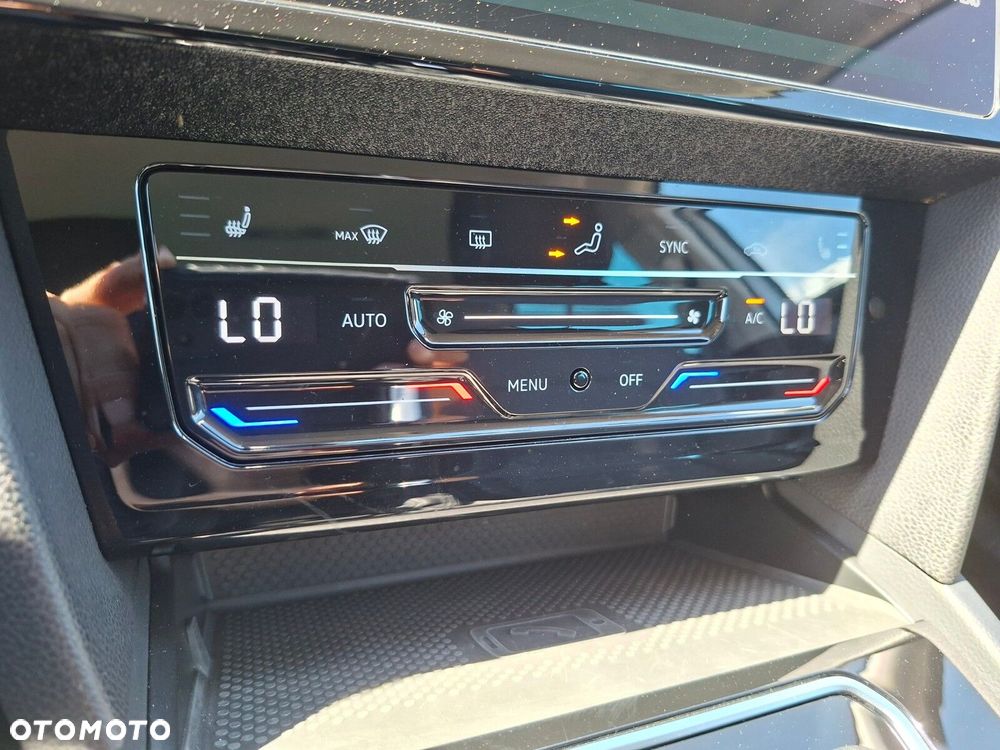 Volkswagen Passat - 21