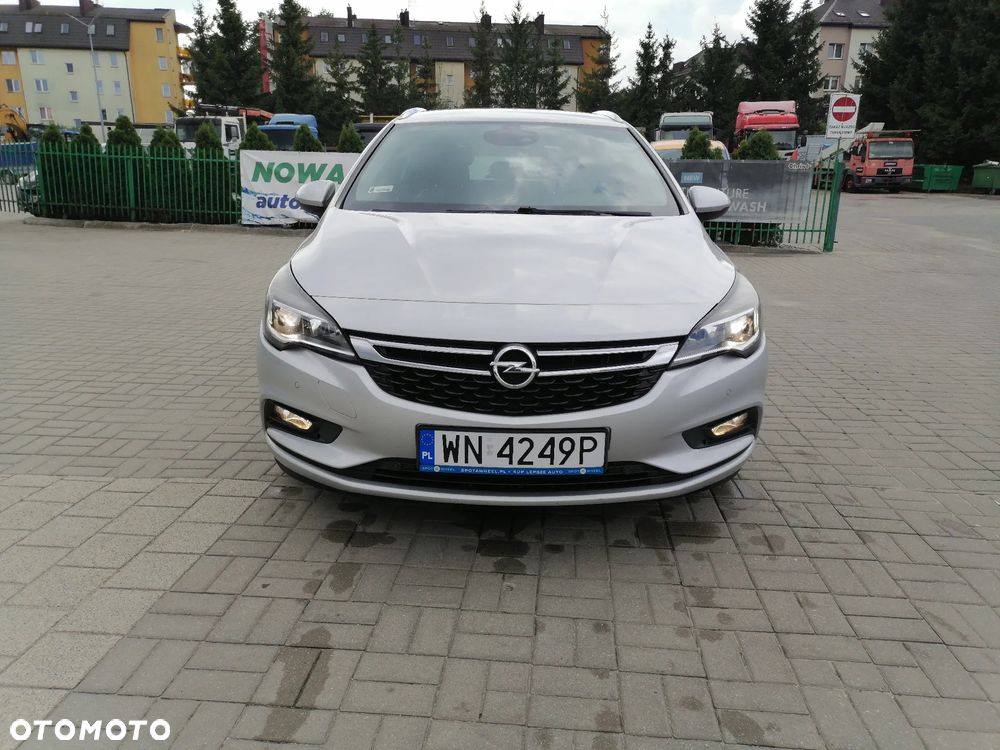 Opel Astra 1.6 CDTI DPF ecoFLEX TourerStart/Stop Exklusiv - 2