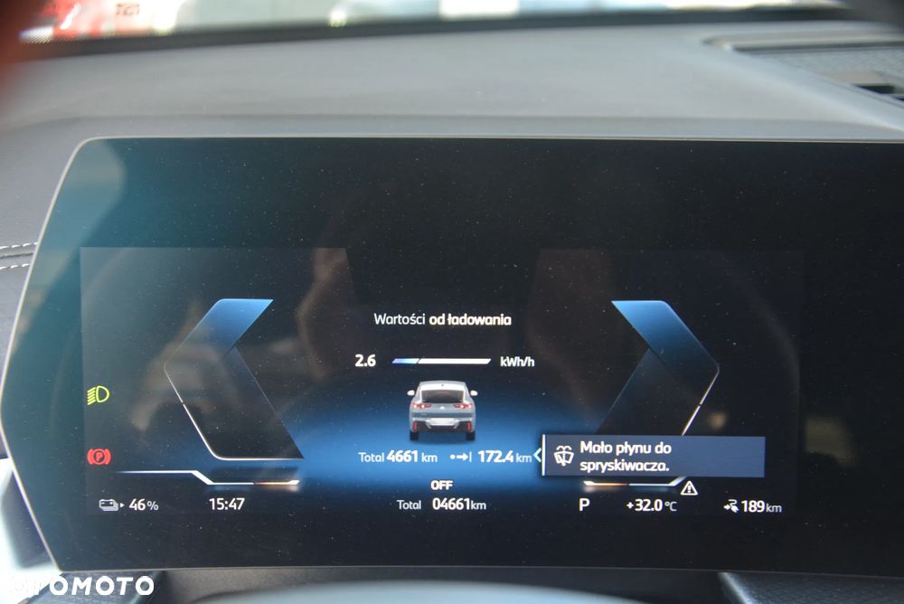 BMW iX2 eDrive20 66.5kWh M Sport - 11