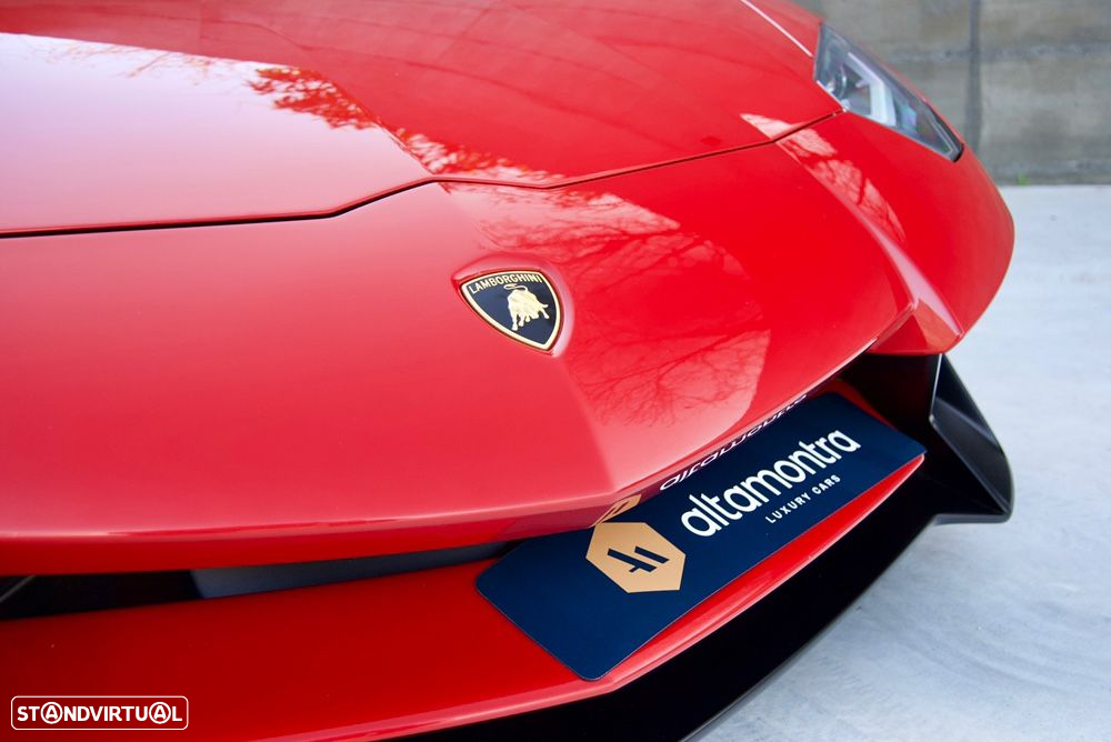 Lamborghini Aventador 6.5 V12 LP750-4 SV - 16