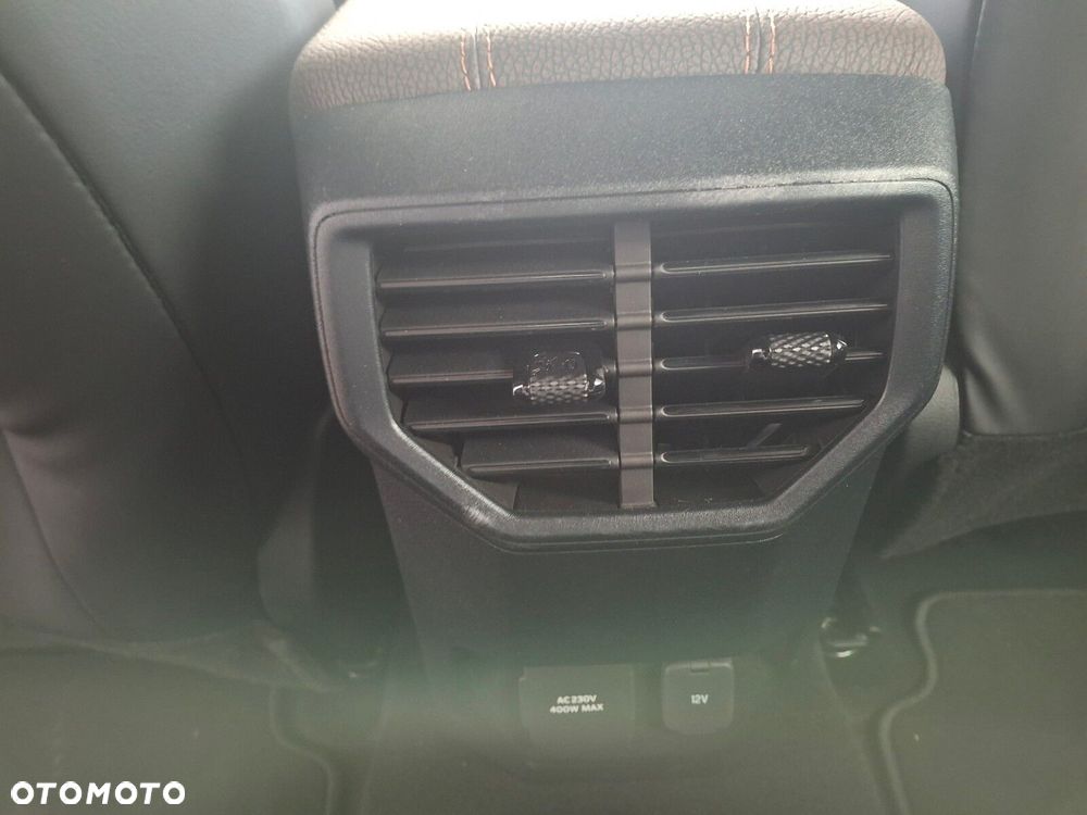 Volkswagen Amarok - 23