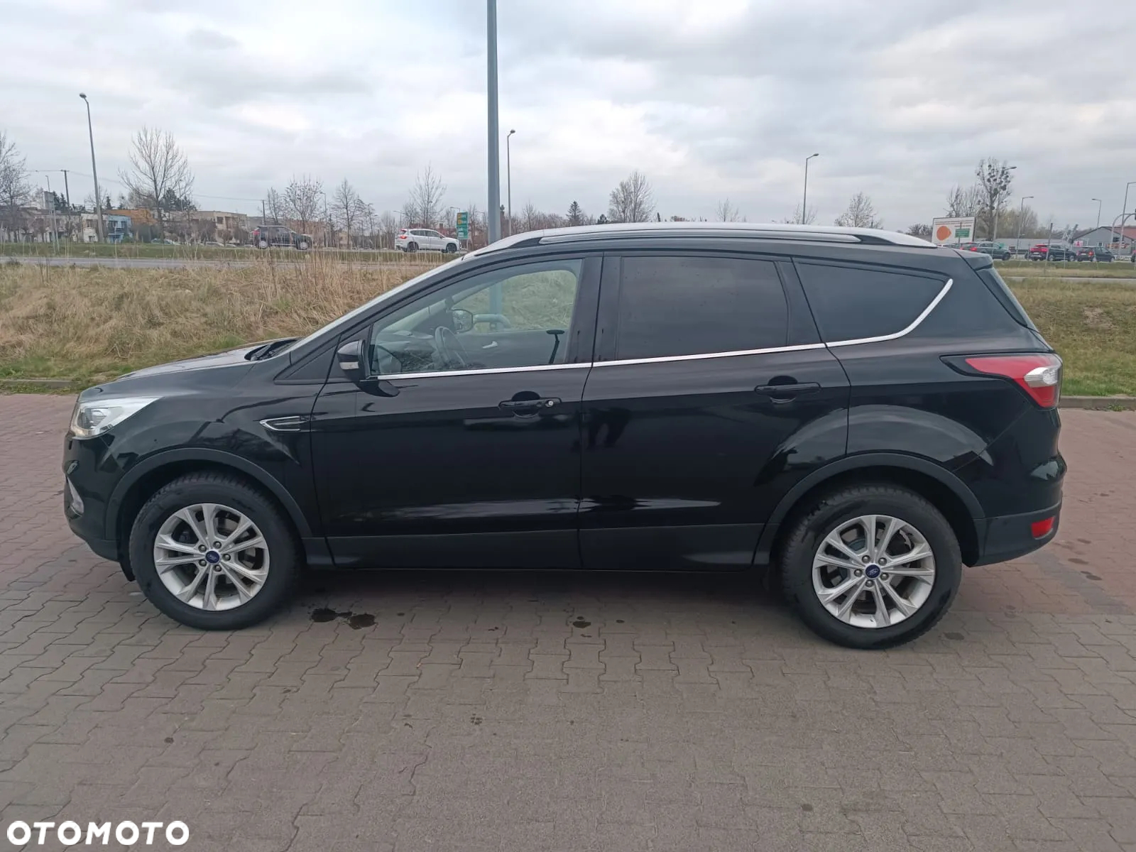 Ford Kuga 1.5 EcoBoost FWD Titanium ASS MMT6 - 10
