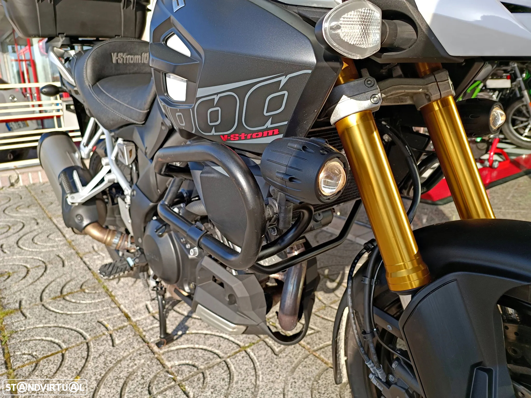 Suzuki DL 1000 V Strom - 17
