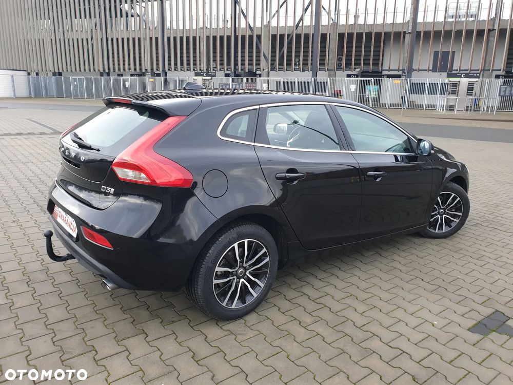 Volvo V40 D3 Inscription - 14