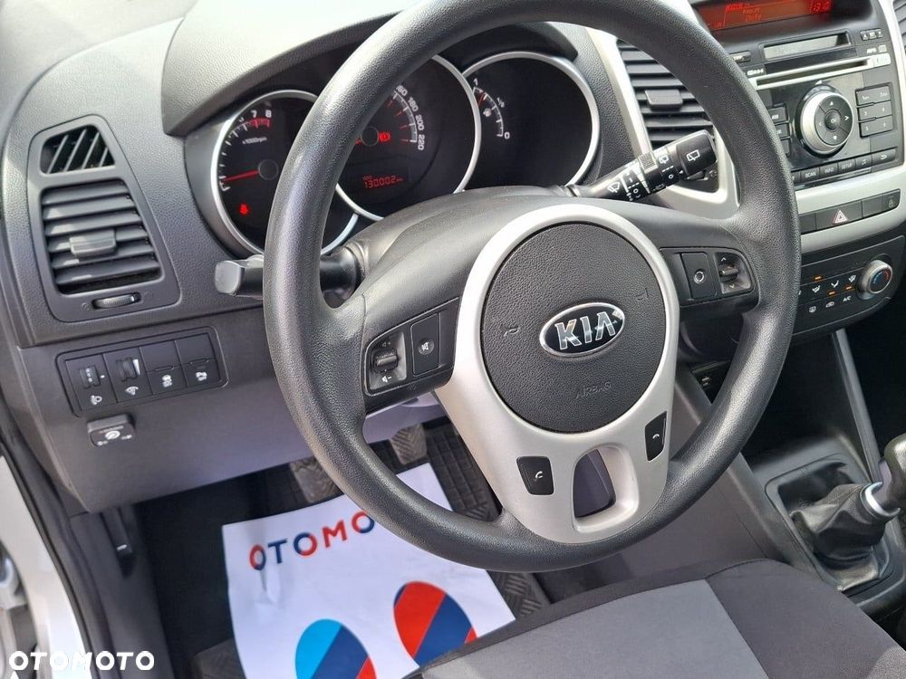 Kia Venga - 19