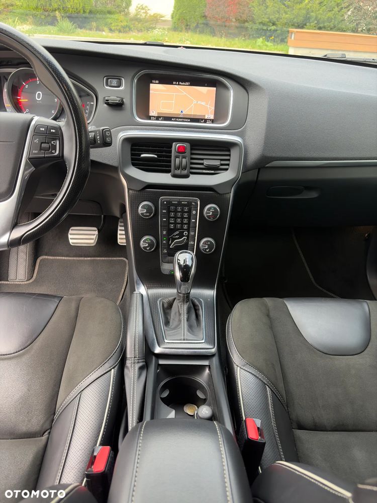 Volvo V40 - 16