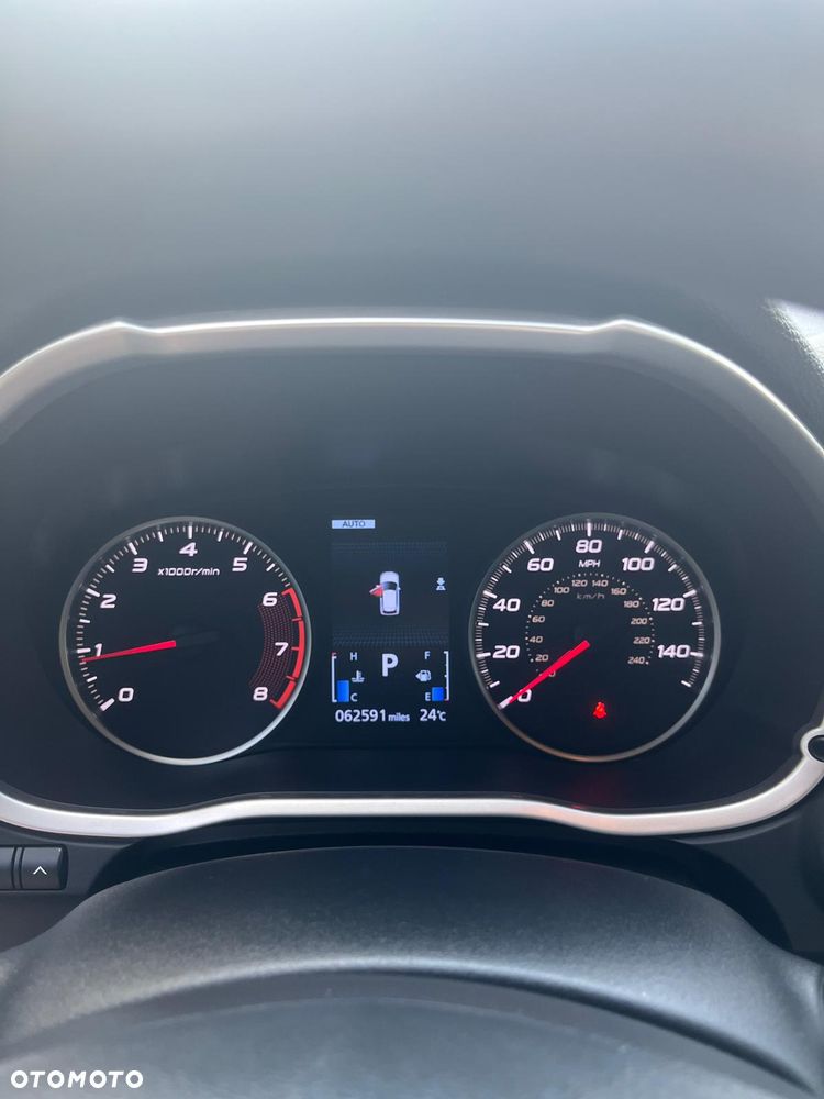 Mitsubishi Eclipse Cross - 10