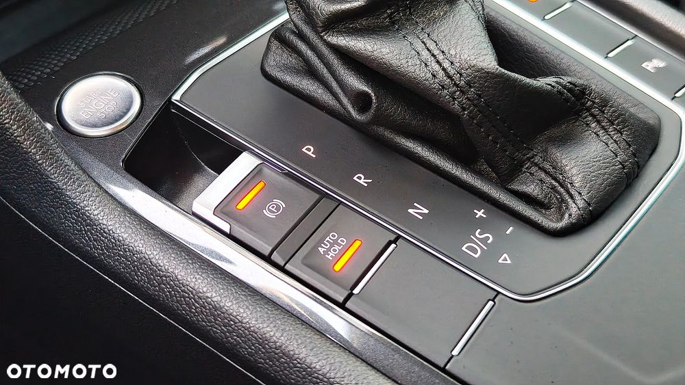 Volkswagen Tiguan - 31