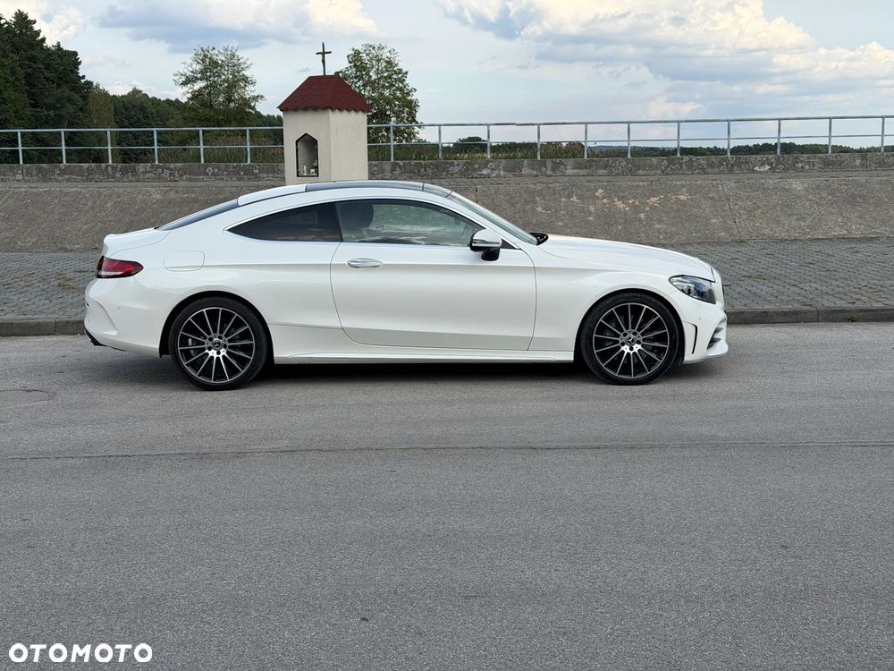 Mercedes-Benz Klasa C 300 d 4MATIC 9G-TRONIC - 7