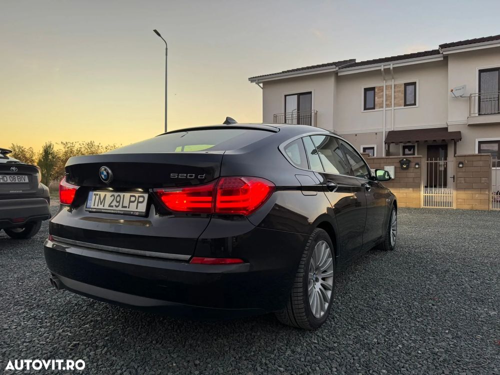 BMW Seria 5 520d - 4