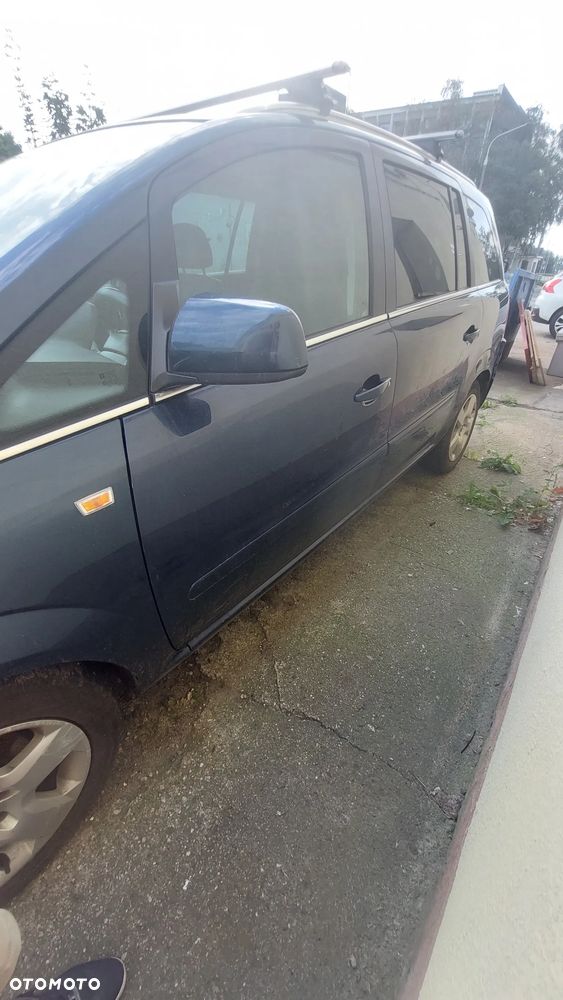 Opel Zafira 1.8 Enjoy - 34
