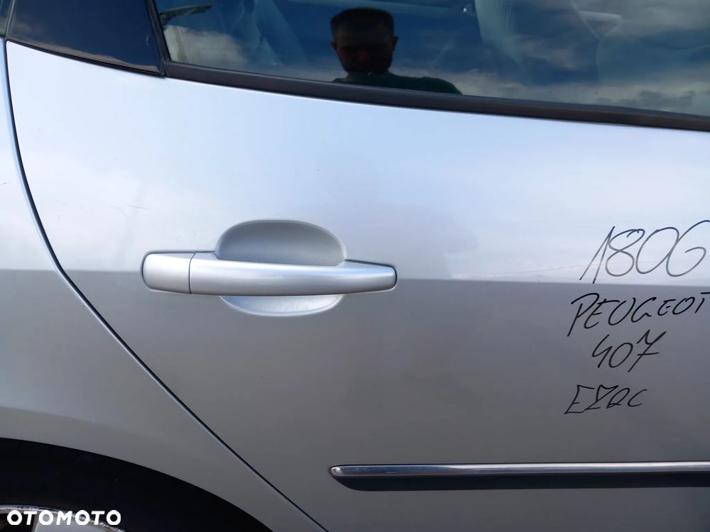 PEUGEOT 407 DRZWI PRAWE TYLNE PRAWY TYŁ KOMBI KOLOR: EZRC - 2