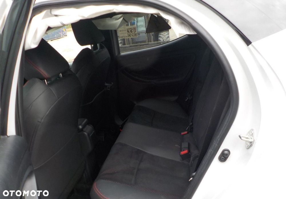 Toyota Yaris - 17