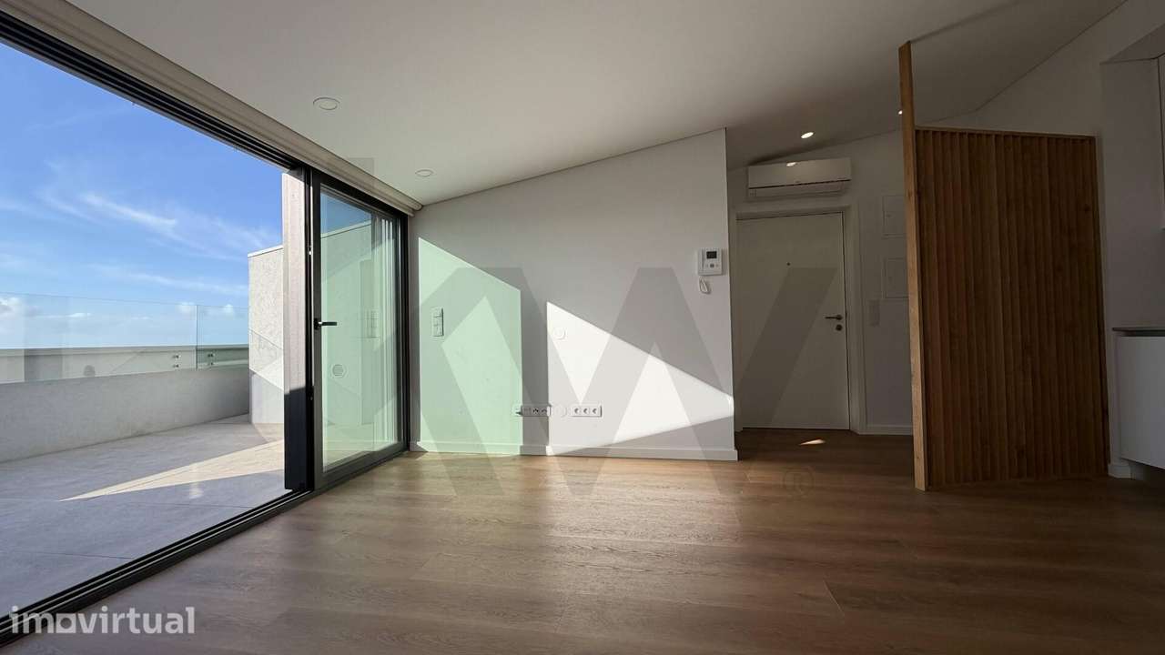 T1+1 Novo | 2 Terraços e Vistas Panorâmicas Mar e Cidade | Garagem Box - Grande imagem: 2/37