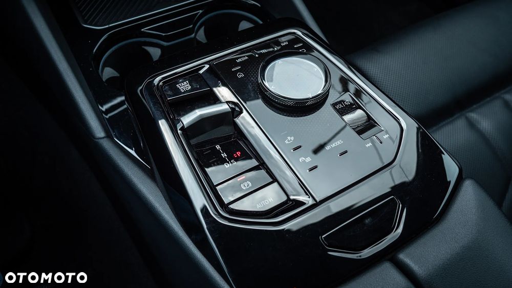 BMW Seria 5 520i - 17