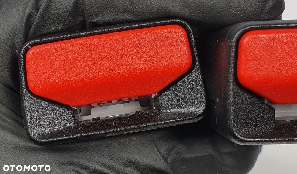 ZAPINKI PASA ŚRODKOWY TYŁ TYLNE DACIA SANDERO II 878168063R - 4