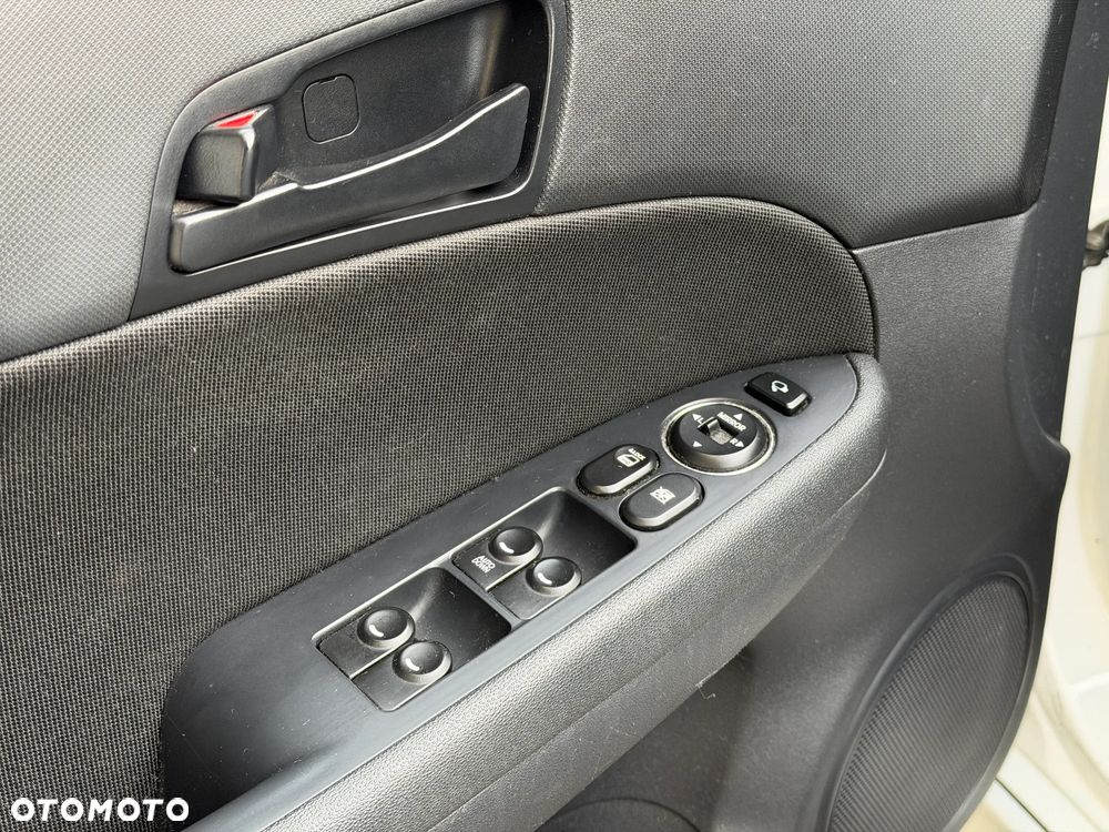 Hyundai i30 1.4 Comfort World Cup - 17