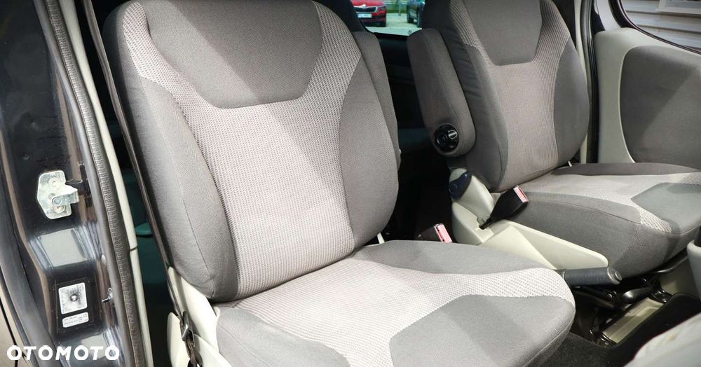 Opel Vivaro Tour Cosmo L1H1 MTA - 20