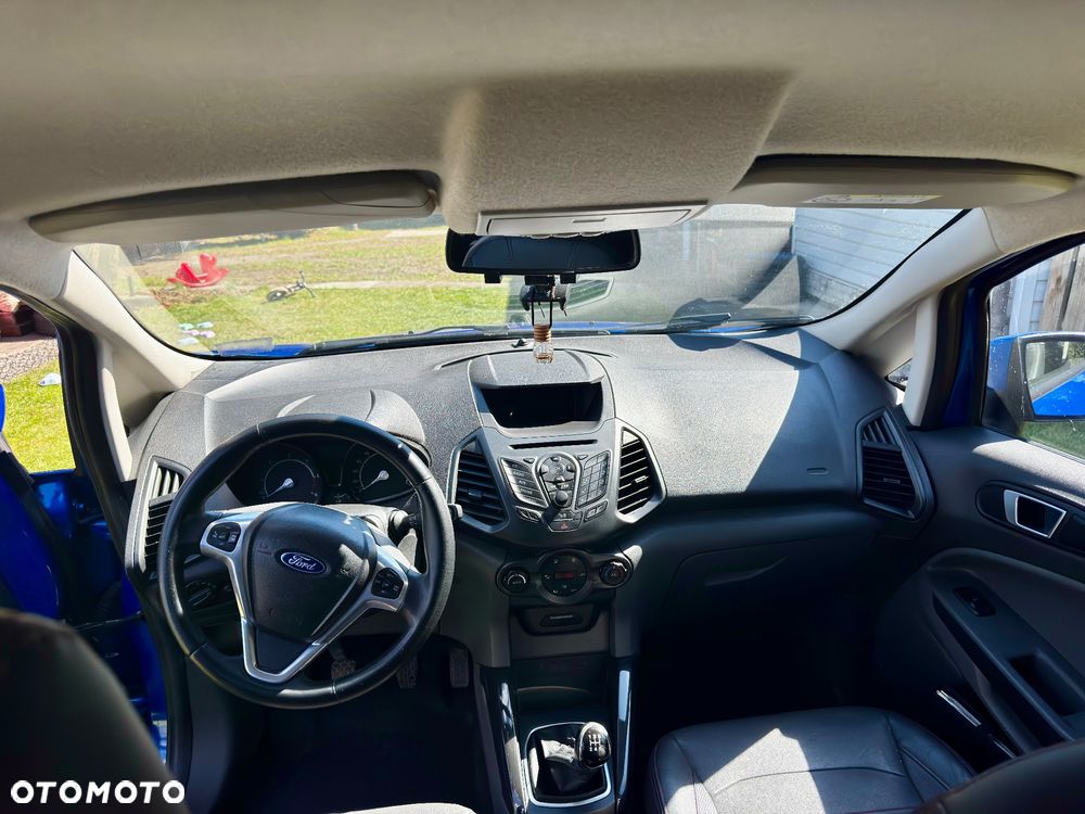Ford EcoSport 1.5 TDCi TITANIUM - 6
