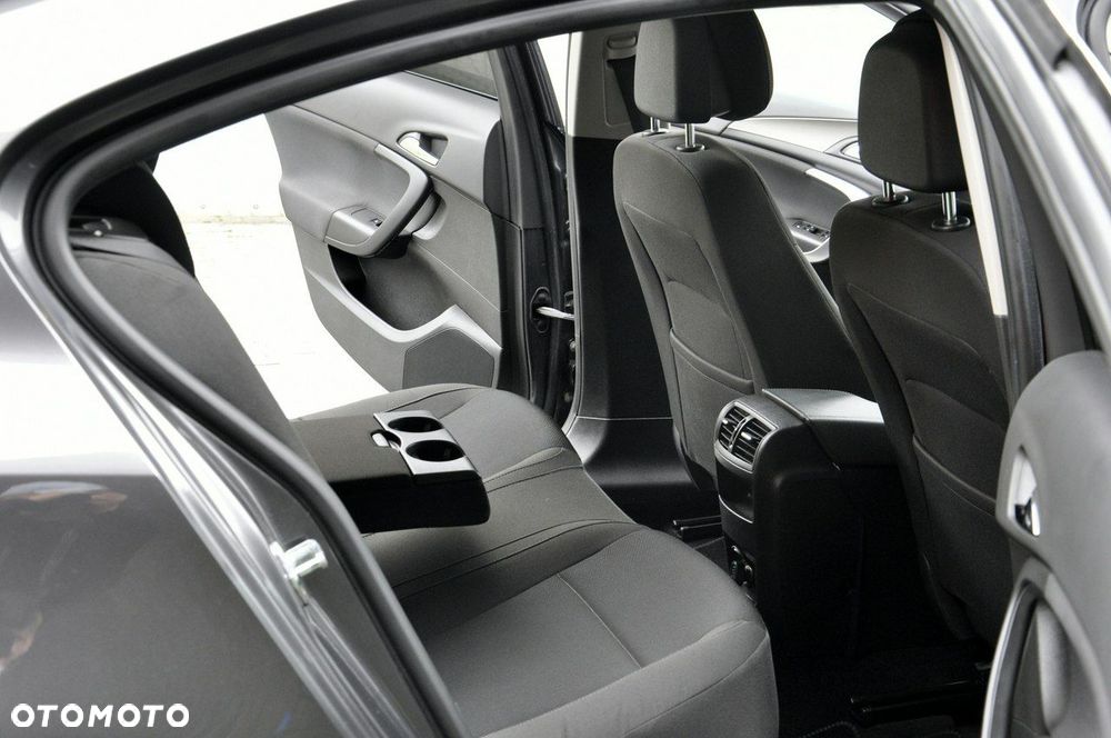 Opel Insignia 1.4 T Cosmo S&S - 17