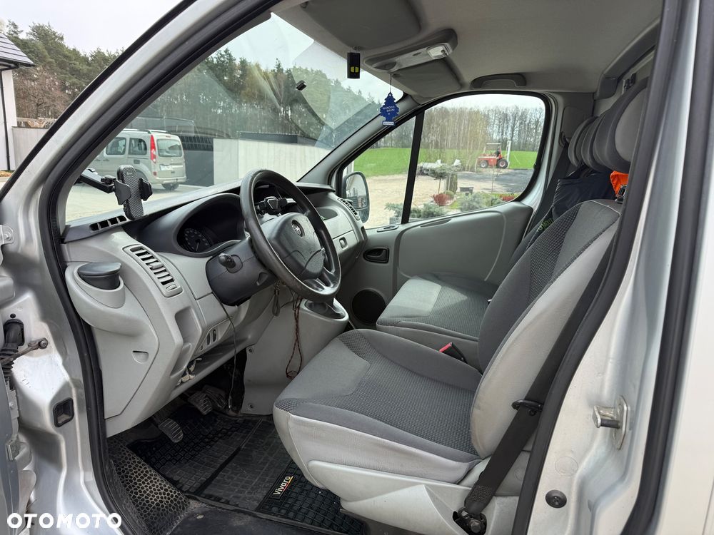Opel Vivaro - 13