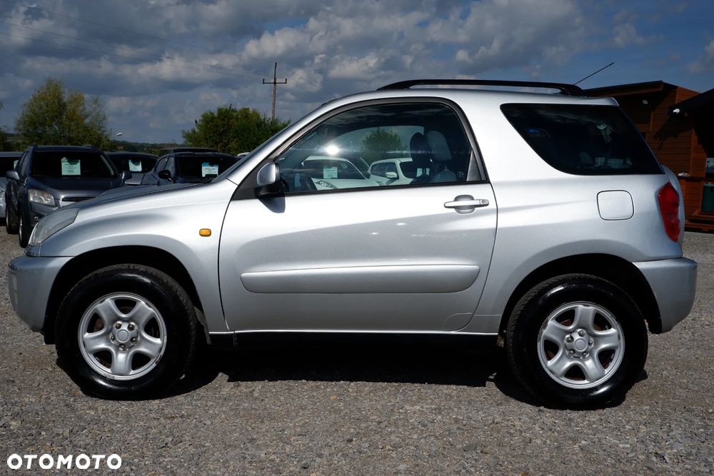 Toyota RAV4 D-4D 4x4 - 31