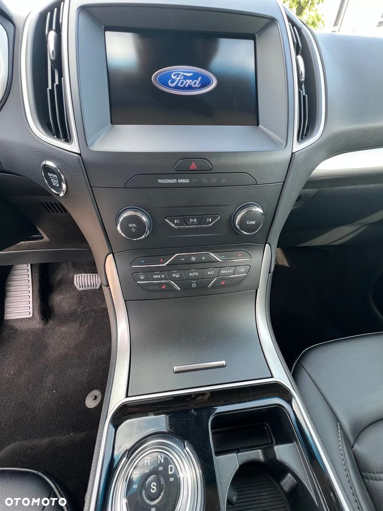 Ford Edge - 13