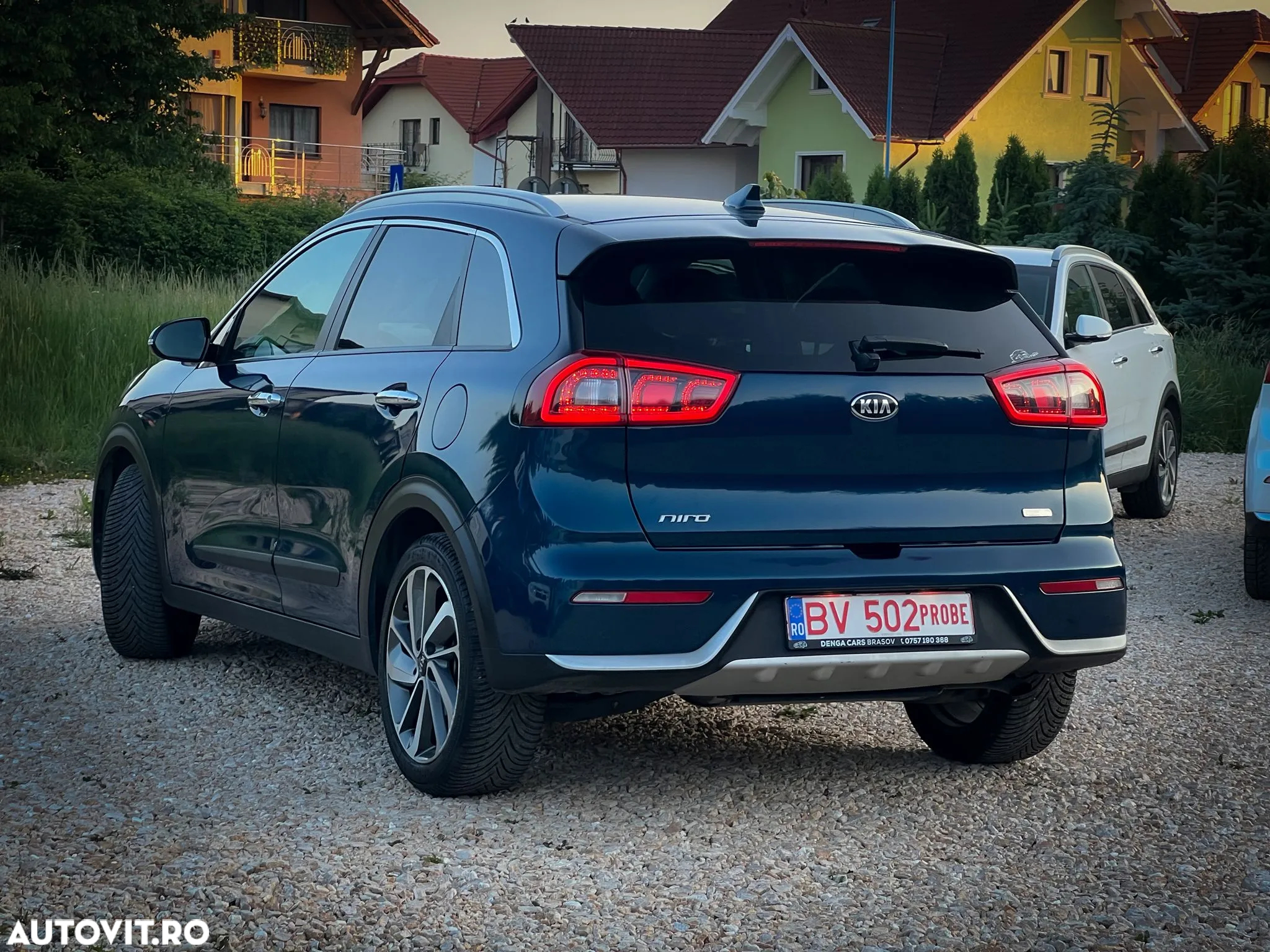 Kia Niro 1.6 GDI 6DCT HEV Premium - 4