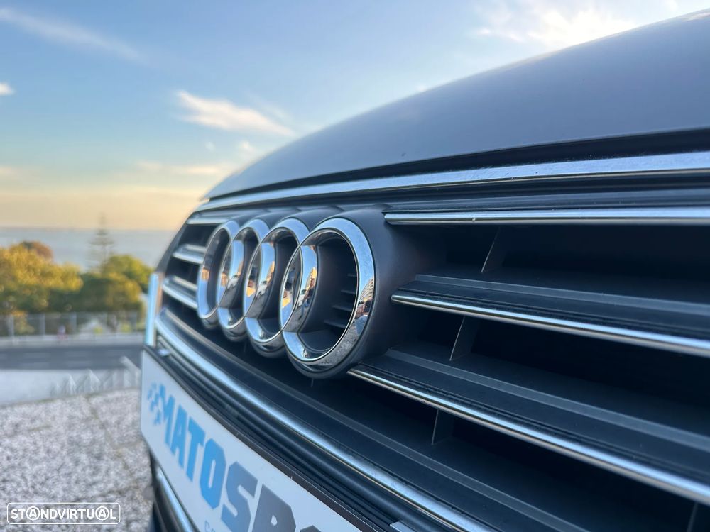 Audi A4 Avant 2.0 TDI S-line S tronic - 33