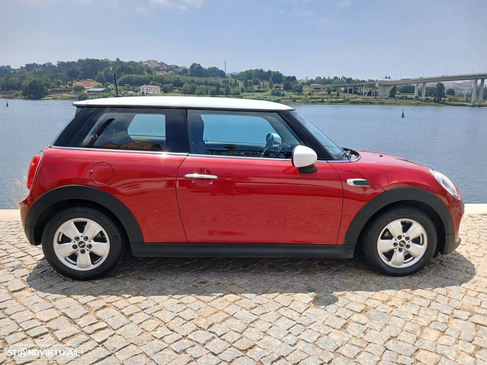 MINI 3 Portas Cooper D - 17
