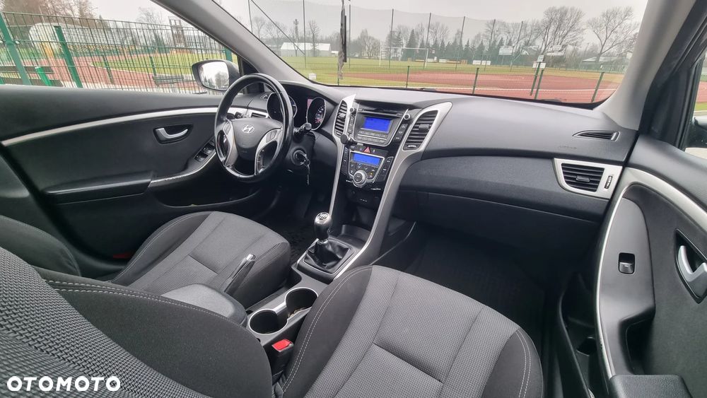 Hyundai i30 1.6 CRDi Comfort - 13