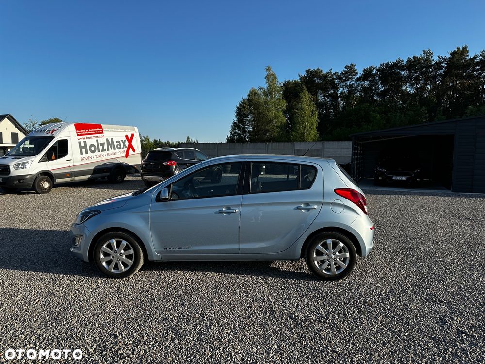 Hyundai i20 1.25 Wersja Jubileuszowa - 16