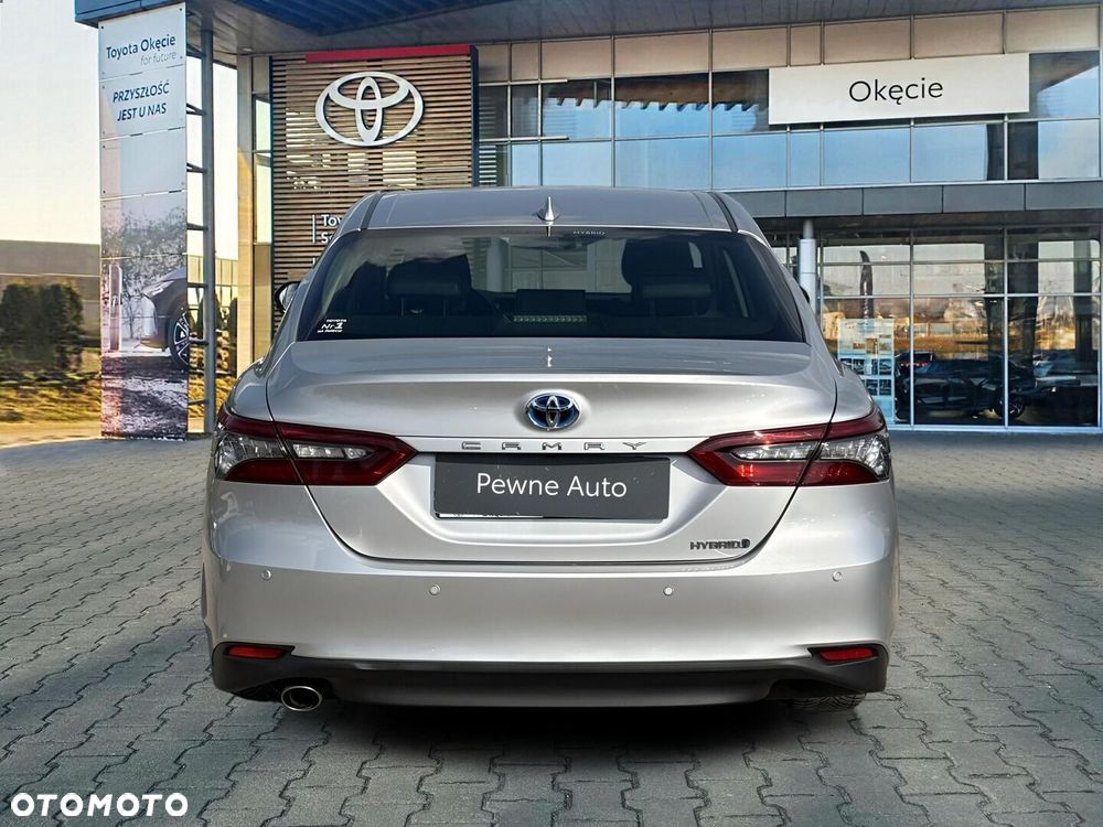 Toyota Camry 2.5 Hybrid Executive CVT - 4