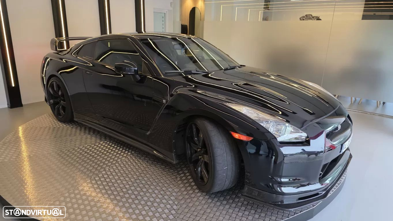Nissan GT-R - 19