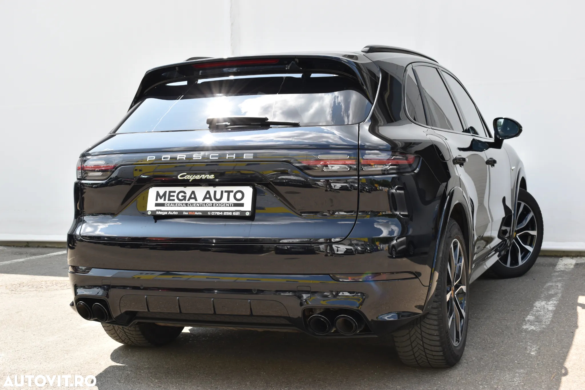 Porsche Cayenne - 8