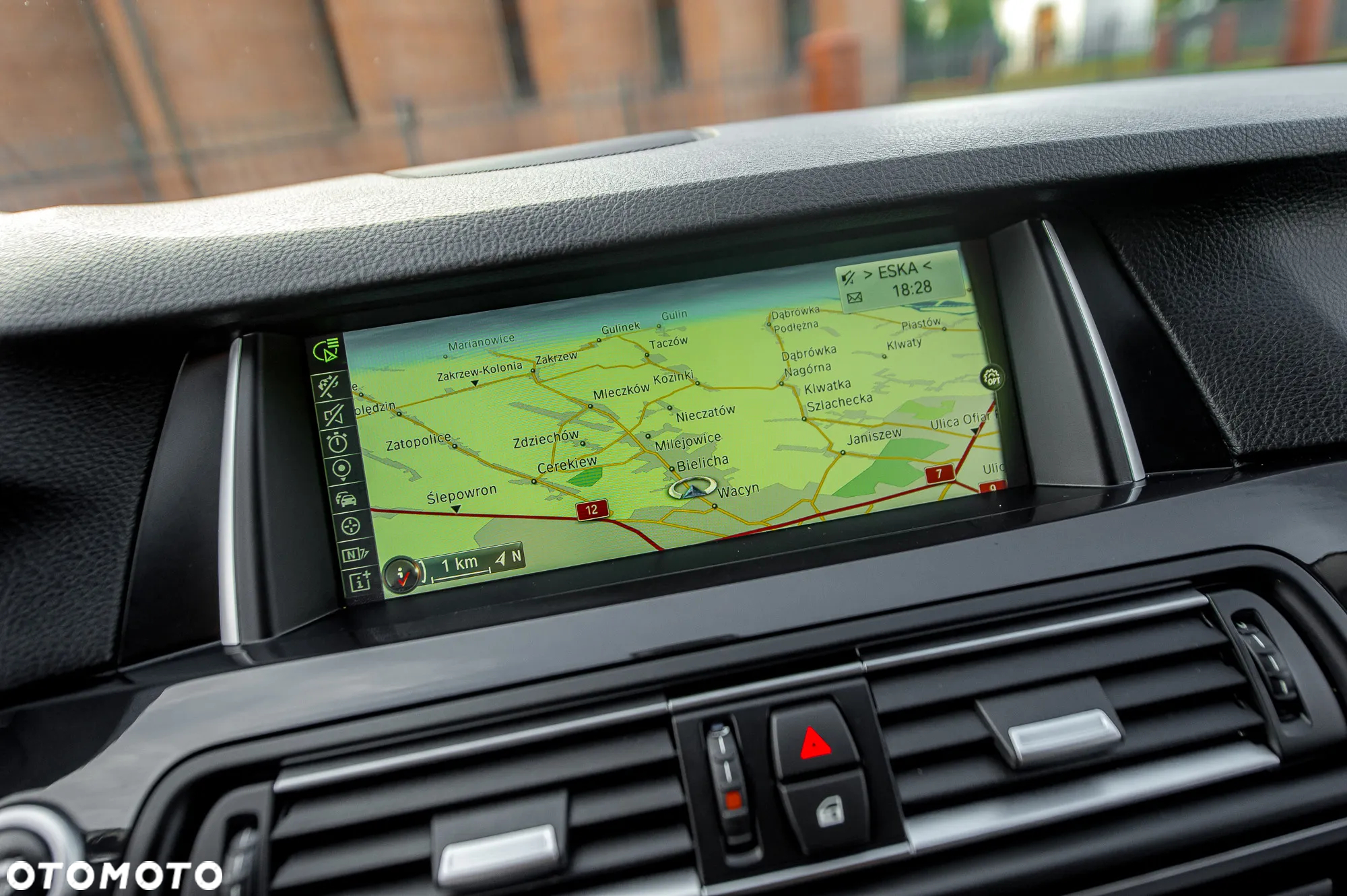 BMW Seria 5 520d xDrive - 22