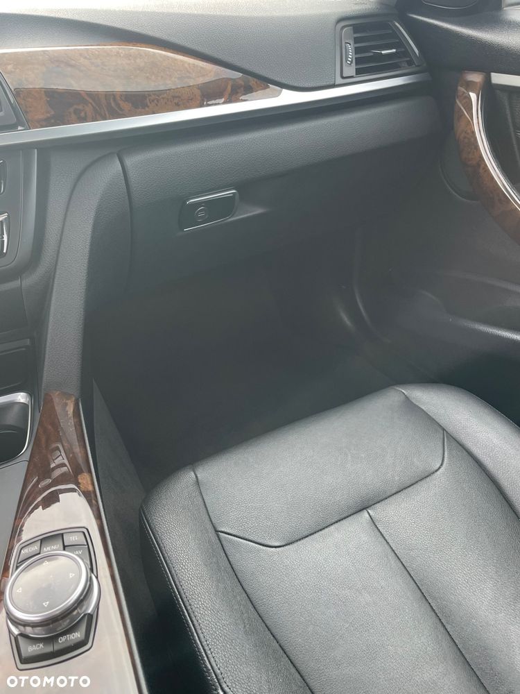 BMW Seria 3 - 24