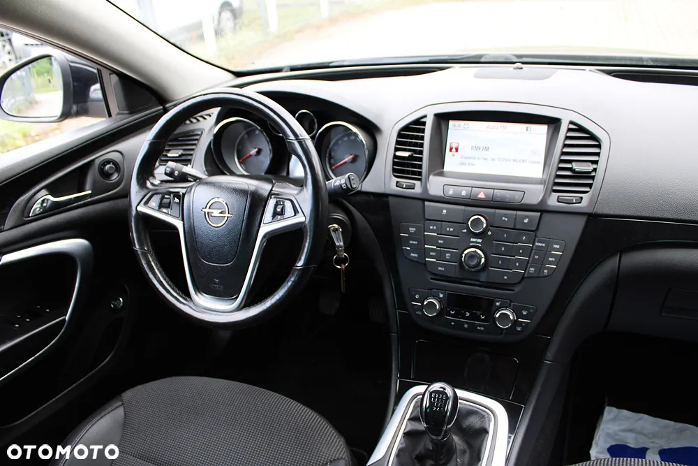 Opel Insignia - 19