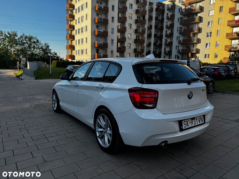 BMW Seria 1 116d EfficientDynamics Sport Line - 6