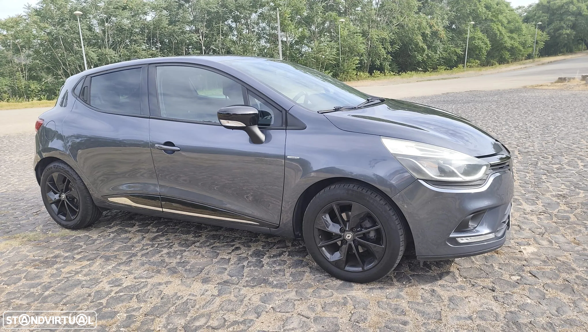 Renault Clio 1.5 dCi Limited EDition - 28