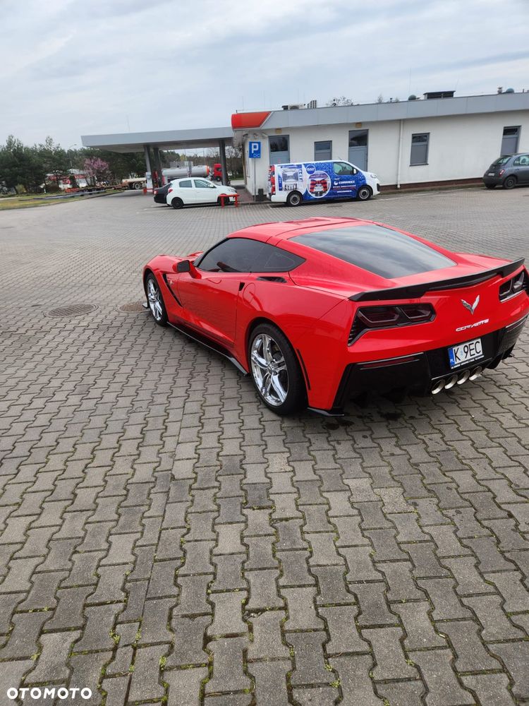 Chevrolet Corvette - 2