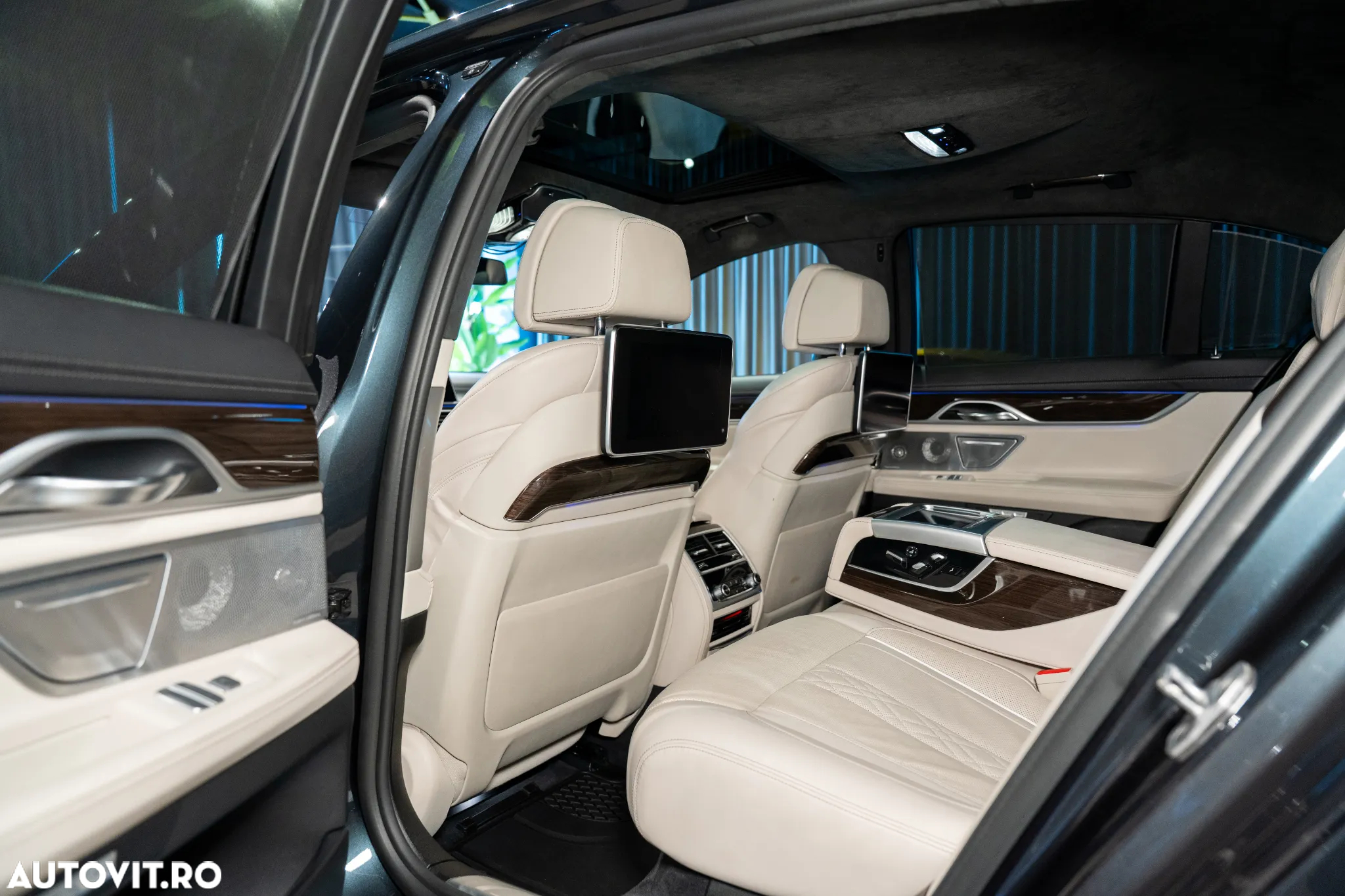 BMW Seria 7 750d xDrive - 13