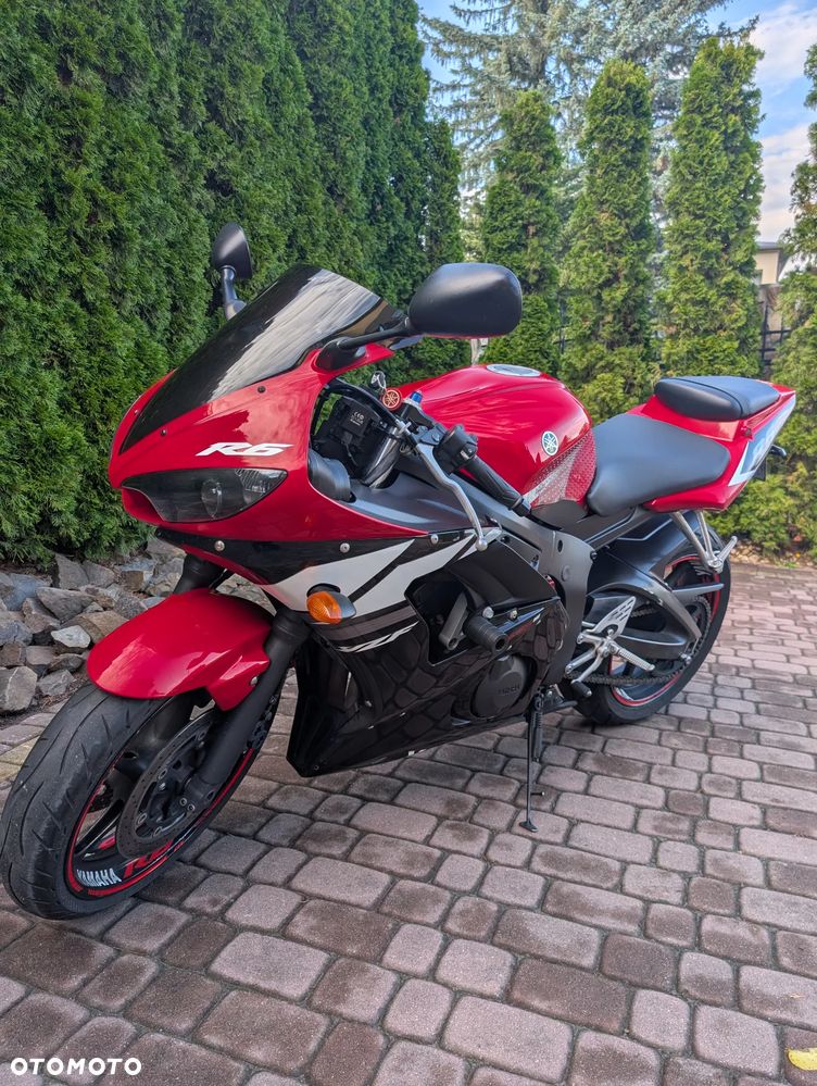 Yamaha R6 - 8